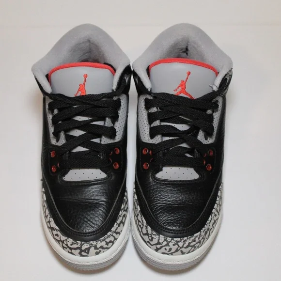 NIKE AIR JORDAN III 3 RETRO OG BG BLACK FIRE RED CEMENT GREY WHITE BRED 4.5Y - Picture 4 of 6